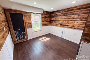 1527 Burnley Rd, Charlotte, NC 28210 - Photo 15