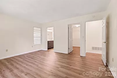 7 Firestone Court, Etowah, NC 28729 - Photo 5