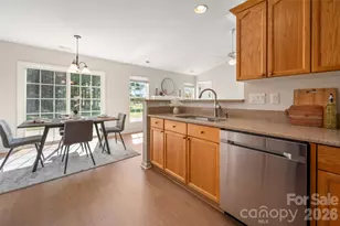 1011 Holly Villa Cir, Indian Trail, NC 28079 - Photo 9