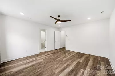 10447 Glenmere Creek Circle, Charlotte, NC 28262 - Photo 25