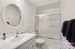 5811 Sharon Rd, Charlotte, NC 28210 - Photo 21