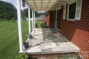 11141 Nc Hwy 226 Hwy, Bakersville, NC 28705 - Photo 33