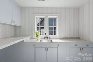 110 Hunter Ln, Charlotte, NC 28211 - Photo 39