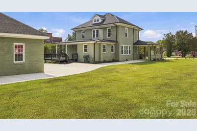 201 E 1st Street, Lowell, NC 28098 - Photo 29