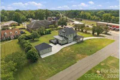 201 E 1st Street, Lowell, NC 28098 - Photo 31
