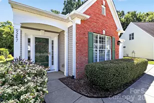 9247 Elrose Pl, Charlotte, NC 28277 - Photo 3