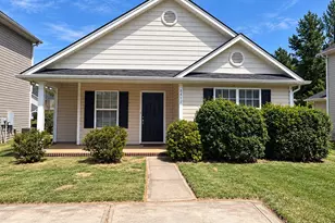 2412 Smugglers Ct, Charlotte, NC 28216 - Photo 1