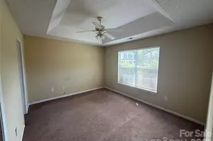 2412 Smugglers Ct, Charlotte, NC 28216 - Photo 13