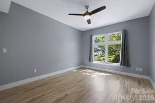 125 Clingman Ave, Asheville, NC 28801 - Photo 17