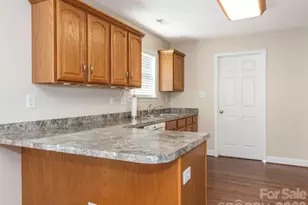 8415 Quail Hollow Dr, Harrisburg, NC 28075 - Photo 11