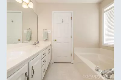 8415 Quail Hollow Drive, Harrisburg, NC 28075 - Photo 21