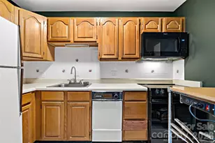 647 Town Mountain Rd, Asheville, NC 28804 - Photo 19