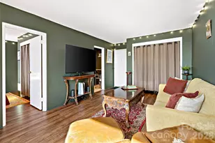 647 Town Mountain Rd, Asheville, NC 28804 - Photo 13