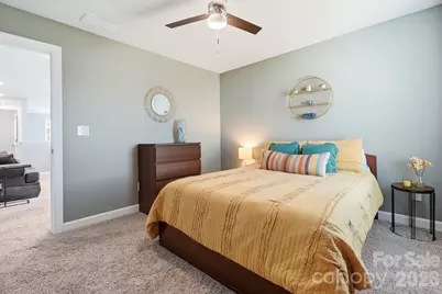 2010 Red Ash Drive, Charlotte, NC 28215 - Photo 25