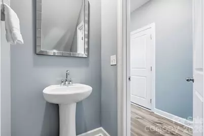 2010 Red Ash Drive, Charlotte, NC 28215 - Photo 15