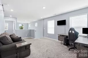 2010 Red Ash Dr, Charlotte, NC 28215 - Photo 31