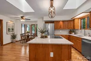 119 Rome Ct, Lake Lure, NC 28746 - Photo 5