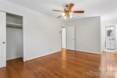 6408 Spring Garden Lane, Charlotte, NC 28213 - Photo 11