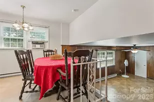 6408 Spring Garden Ln, Charlotte, NC 28213 - Photo 5
