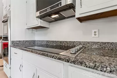 6408 Spring Garden Lane, Charlotte, NC 28213 - Photo 9