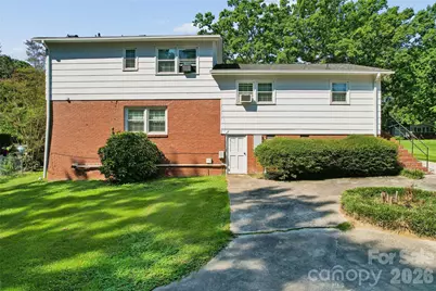 6408 Spring Garden Lane, Charlotte, NC 28213 - Photo 25