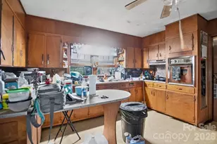 70 Pitman Rd, Bakersville, NC 28705 - Photo 5
