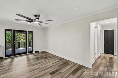 4908 Zephyr Lane, Charlotte, NC 28209 - Photo 9
