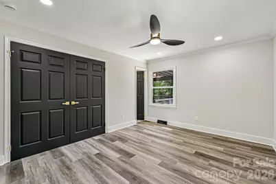4908 Zephyr Lane, Charlotte, NC 28209 - Photo 23
