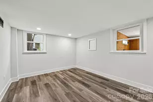4908 Zephyr Ln, Charlotte, NC 28209 - Photo 31