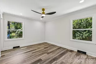 4908 Zephyr Ln, Charlotte, NC 28209 - Photo 21
