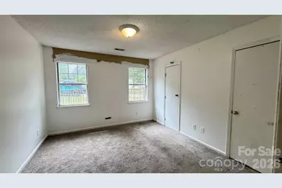 10121 Brawley Lane, Charlotte, NC 28215 - Photo 13