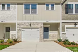 105 Dilling Street N, Kings Mountain, NC 28086 - Photo 1