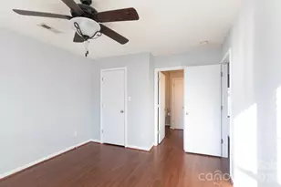 1521 Hyacinth Ct, Charlotte, NC 28215 - Photo 11