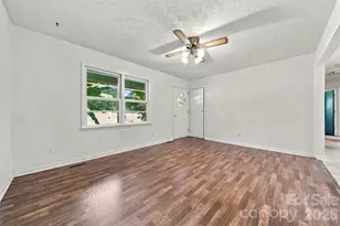 3490 Greentree Acres Rd, Valdese, NC 28690 - Photo 5