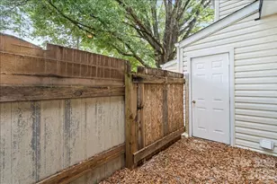 2220 Yorkhills Dr, Charlotte, NC 28217 - Photo 21