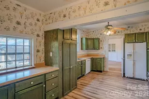 401 8th St, Spencer, NC 28159 - Photo 13
