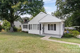 406 Sunset Dr, Stanley, NC 28164 - Photo 1