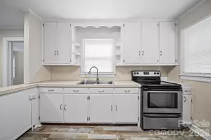 406 Sunset Dr, Stanley, NC 28164 - Photo 9