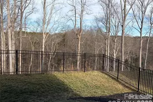 4119 Village Blvd NW, Conover, NC 28613 - Photo 17