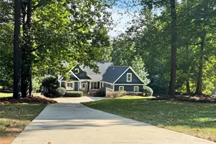 9040 Fair Oak Dr, Sherrills Ford, NC 28673 - Photo 1