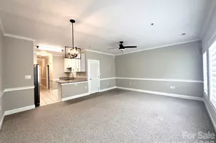 8745 Coralbell Ln, Charlotte, NC 28213 - Photo 3