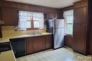 16 Shannon Dr, Asheville, NC 28803 - Photo 19