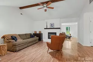7239 Lockmont Dr, Charlotte, NC 28212 - Photo 5