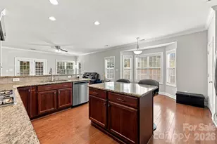15110 Redwood Valley Ln, Charlotte, NC 28277 - Photo 11