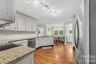 1085 Merrywood Dr, Newton, NC 28658 - Photo 11