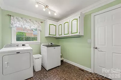 1085 Merrywood Drive, Newton, NC 28658 - Photo 15