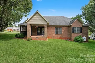 1085 Merrywood Dr, Newton, NC 28658 - Photo 29