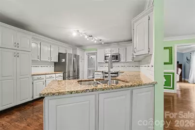1085 Merrywood Drive, Newton, NC 28658 - Photo 9