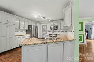 1085 Merrywood Dr, Newton, NC 28658 - Photo 9