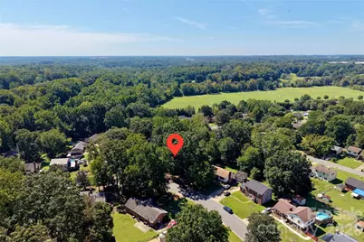 609 Old Farm Road, Statesville, NC 28625 - Photo 35